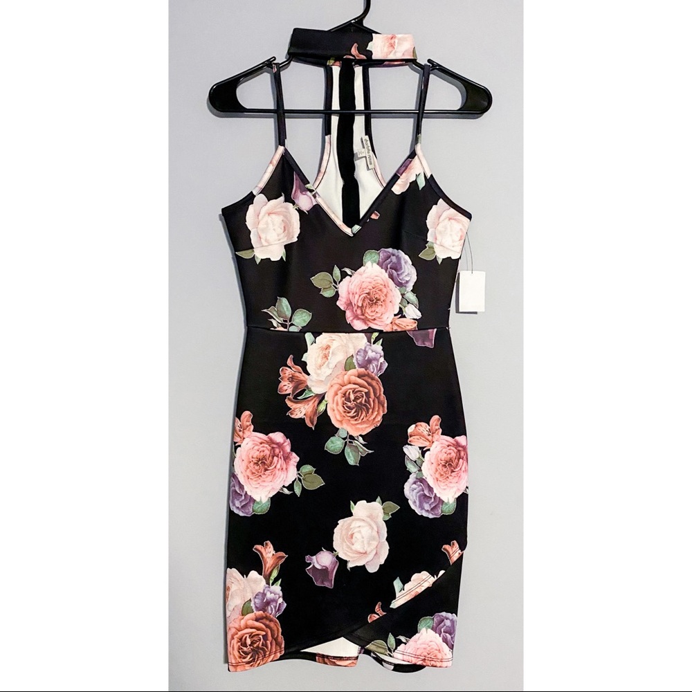 floral dress. fitted but comfy! Brand new with tags